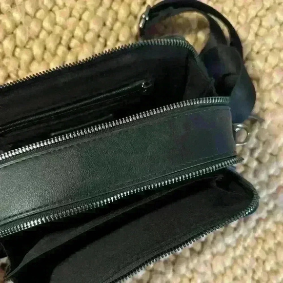 Like Dreams black mini purse - Picture 4 of 5